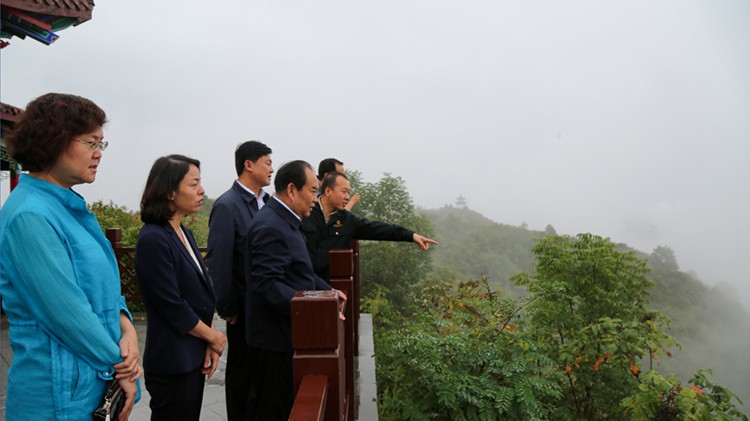 省市場監(jiān)督管理局黨組書記、局長王忠習(xí)調(diào)研金徽股份